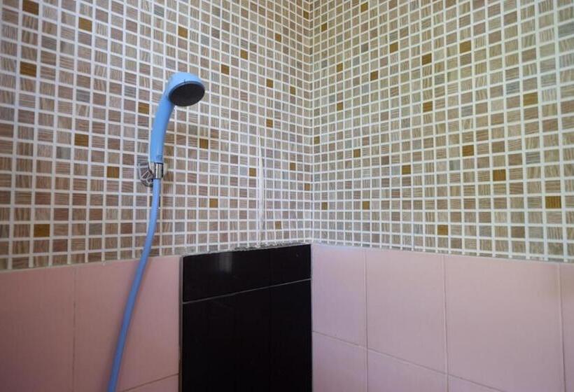 חדר סטנדרט, Reddoorz Near Stasiun Kebumen