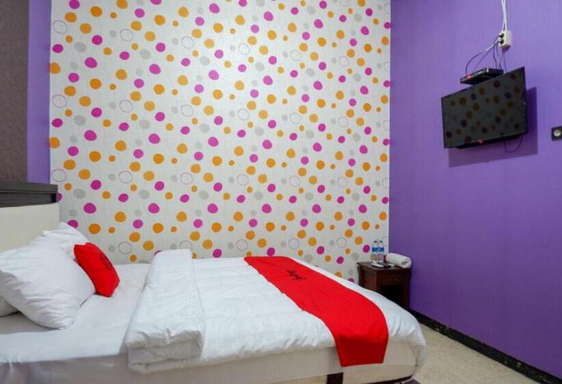 חדר משפחתי, Reddoorz Near Stasiun Kebumen