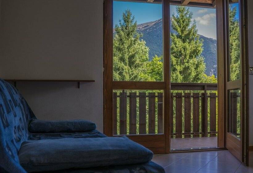 דירת שני חדרים, Residence Panorama