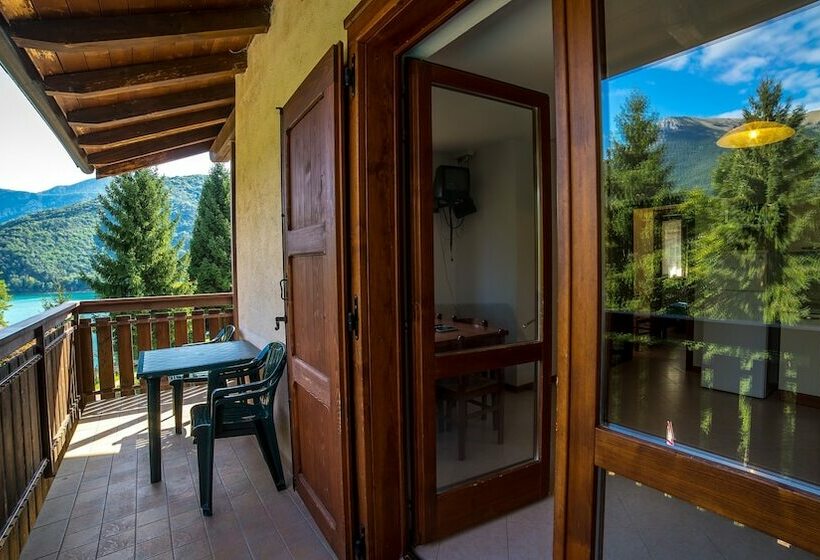 דירת שני חדרים, Residence Panorama