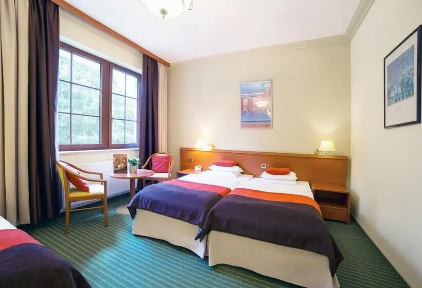 コンフォートトリプルルーム, Korona Park Klewinowo Hotel Spa & Conference