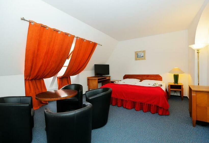 סוויטת ג'וניור משפחתית, Magnolia