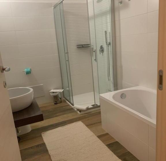 סוויטה משפחתית 2 חדרי שינה, Miramonti Seulo Turismo Rurale