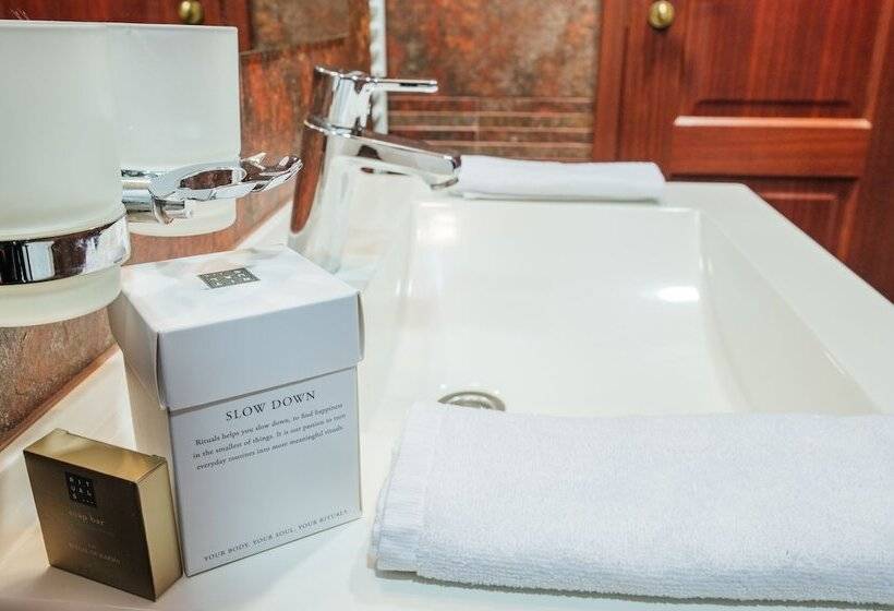 חדר סופריור, L`art Hotel Carei