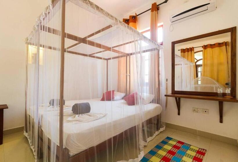 غرفة ديلوكس, Angel Inn Guest House