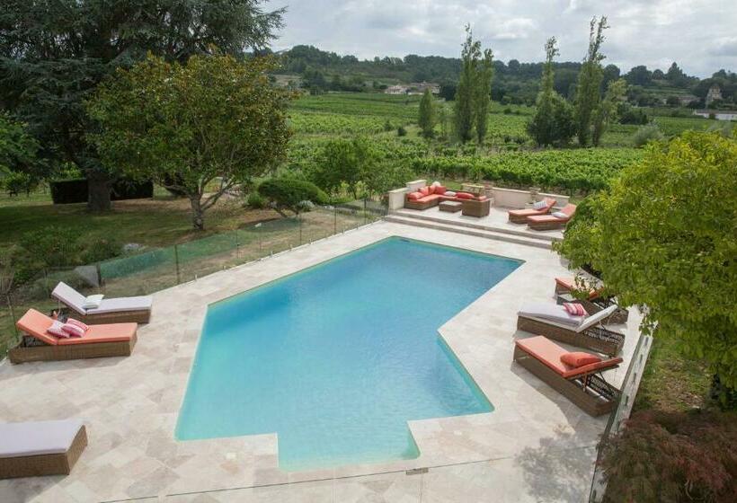 带按摩浴盆的套房, Chateau Du Palanquey & Spa