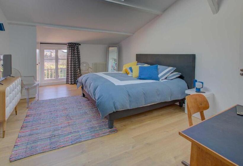 带大床的高级房间, Chateau Du Palanquey & Spa