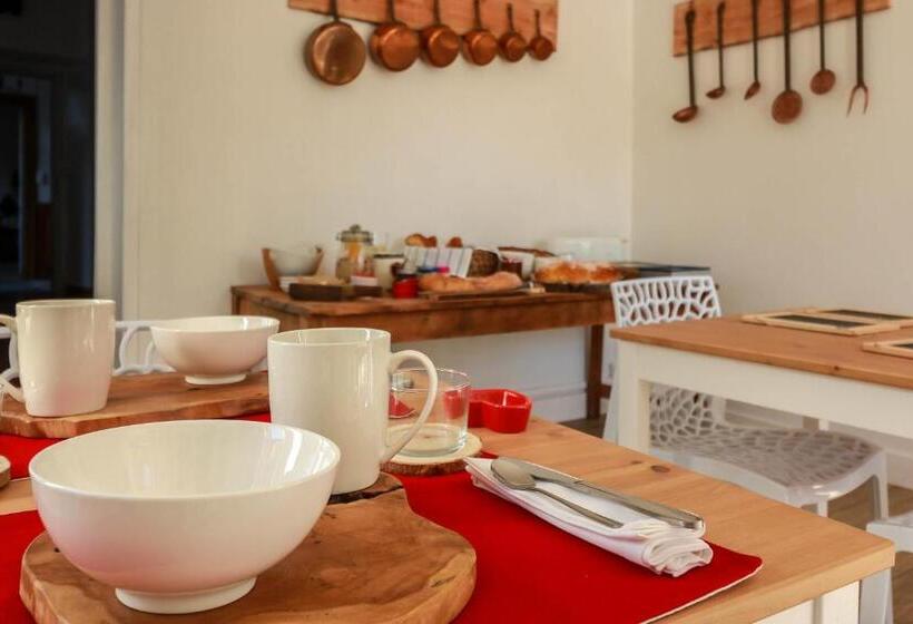 غرفة عائلية مطلّة علي الجبل, Le Domaine Des 3 Marmottes Chambres D Hôtes