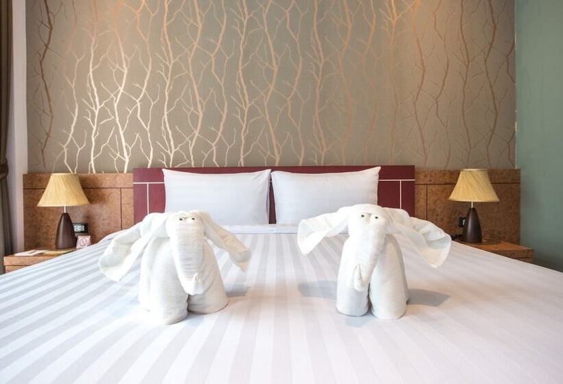 חדר סופריור, Eireann Boutique