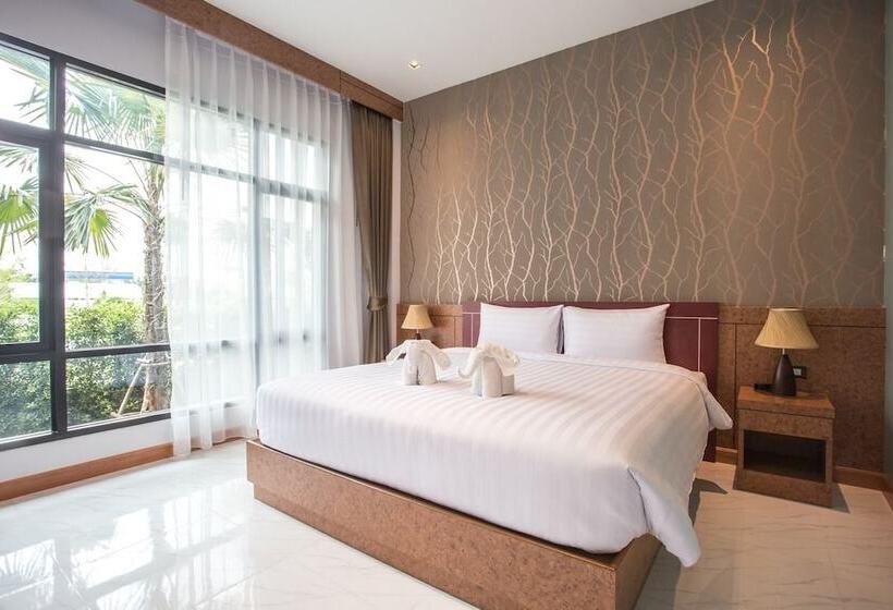 חדר סופריור, Eireann Boutique