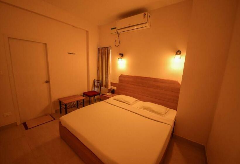 デラックスルーム, Ess Pe Inn