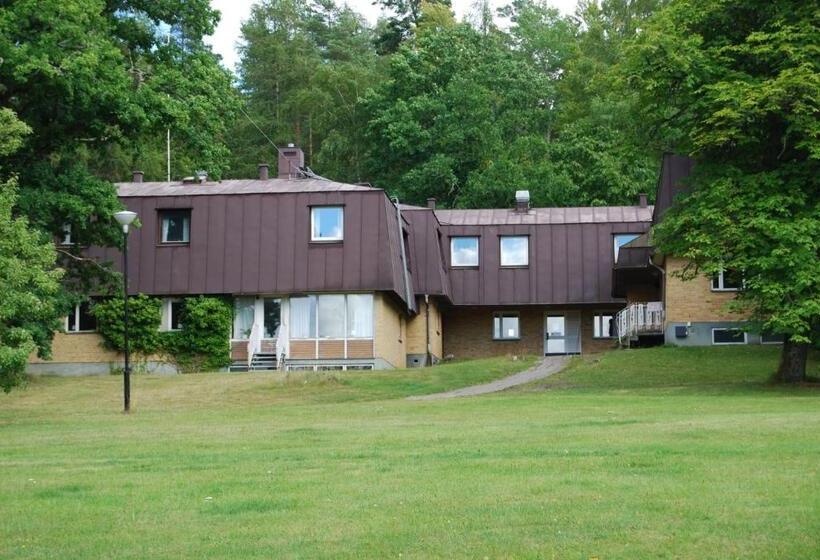 Четырехместный Номер Стандарт, Hellidens Slott