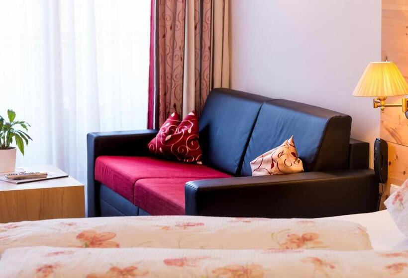 ファミリールーム, Restaurant Rosmarie