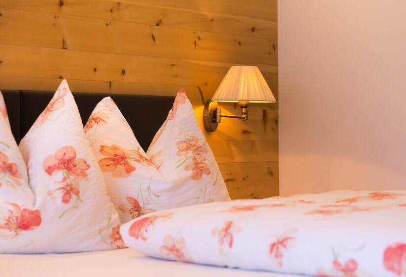 ファミリールーム, Restaurant Rosmarie