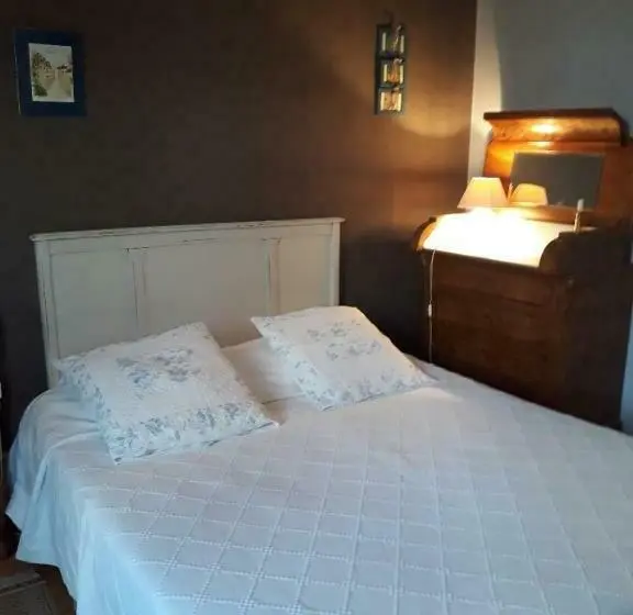 ガーデンビュースタンダードルーム, Chambres D Hotes La Hourqueyre