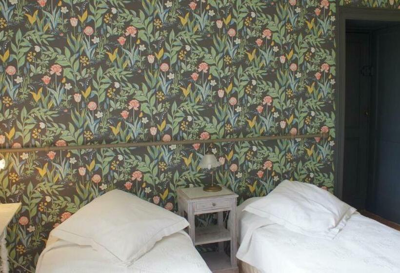 Номер Стандарт Вид на Сад, Chambres D Hotes La Hourqueyre