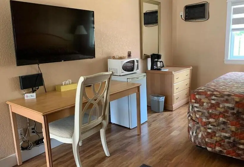 キングサイズベッドのスイートルーム, Green View Motel And Rv Park
