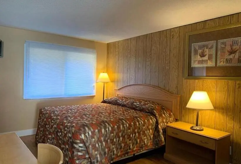キングサイズベッドのスイートルーム, Green View Motel And Rv Park