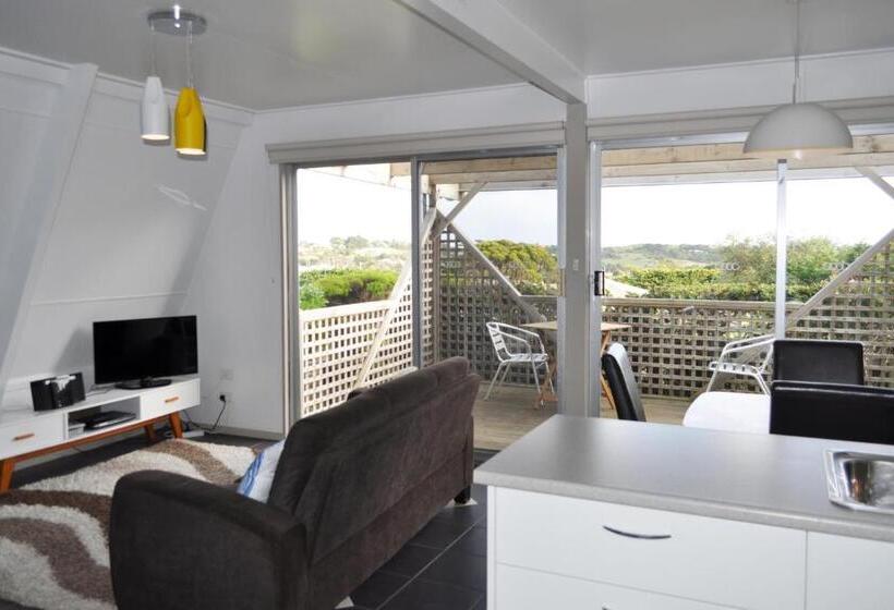 كابينة, Island Breeze Motel