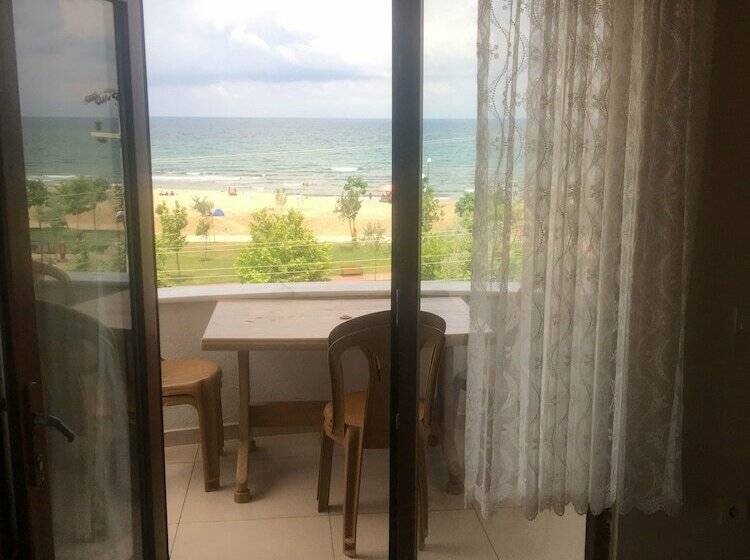 Семейные Апартаменты, Lapina Pension & Restaurant