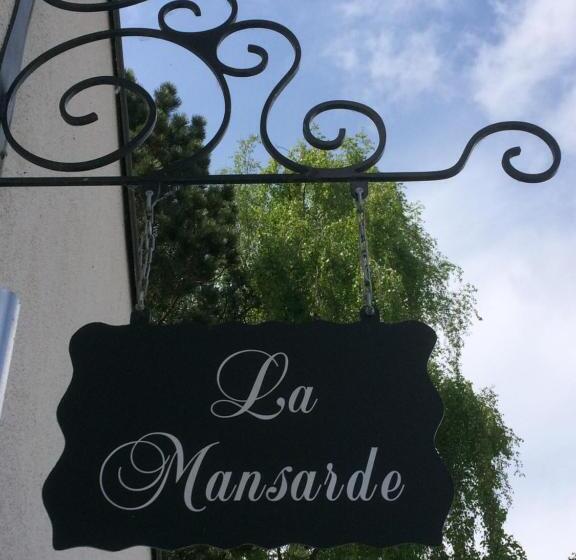 חדר משפחתי, La Mansarde