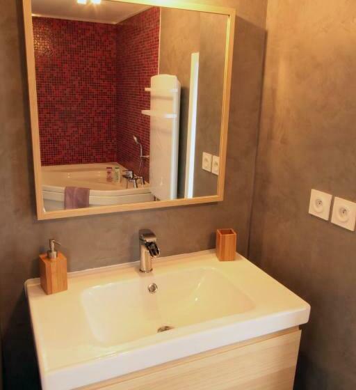 デラックスルーム, Monts Et Merveilles