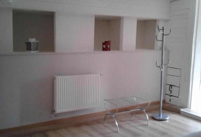 스탠다드 룸, Au Passage Des Grues