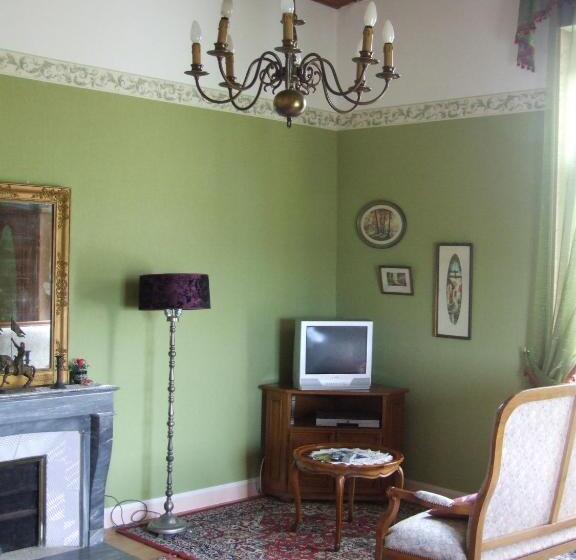 Standard room with outdoor bath, Le Clos Domremy
