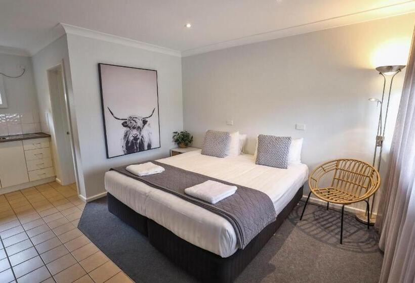 חדר דחוקס עם מיטת קינג, Robinvale Bridge Motel