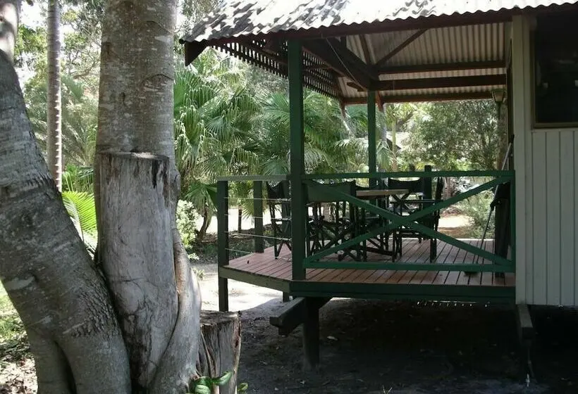 キャビン, Wooli River Lodges