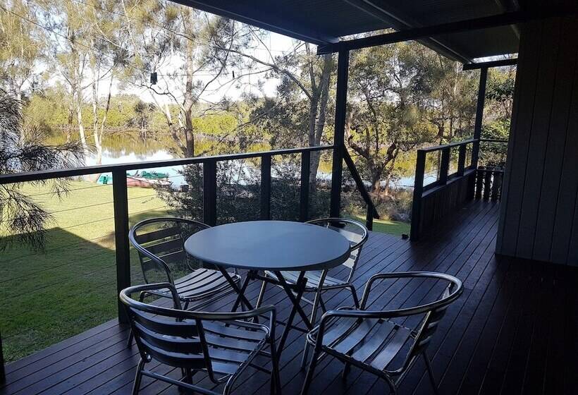 小室, Wooli River Lodges