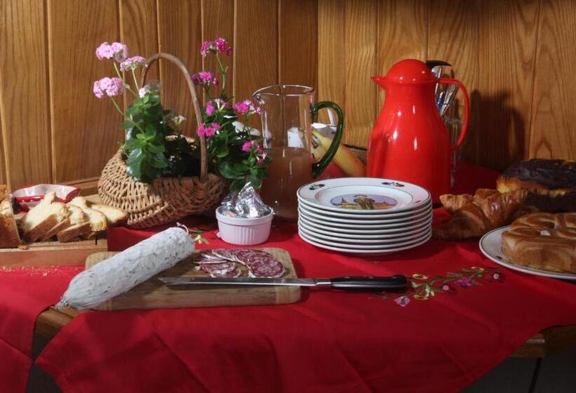 חדר סטנדרט לארבעה, Maison D Hôtes La Cerisaie