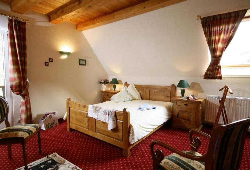 חדר סטנדרט לארבעה, Maison D Hôtes La Cerisaie