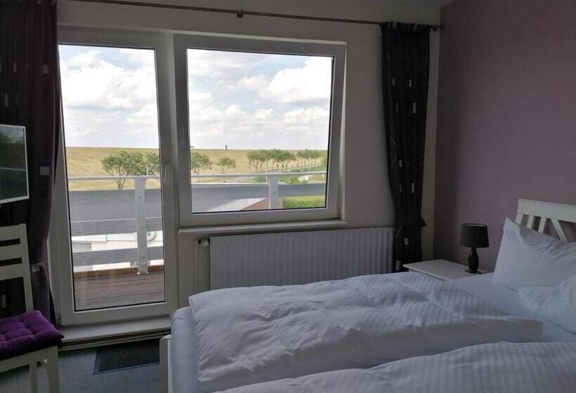 חדר משפחתי, Möven Kieker