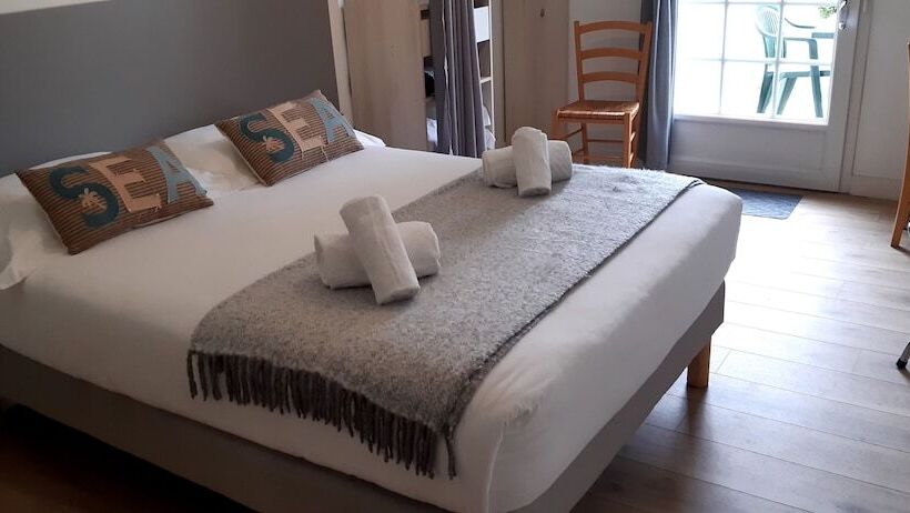 غرفة قياسية, Aux Rochers De L Ocean