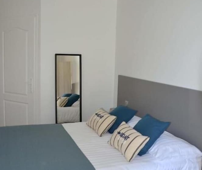 غرفة قياسية, Aux Rochers De L Ocean