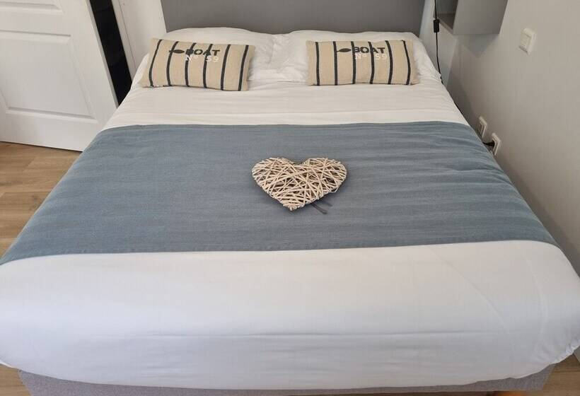 غرفة قياسية لذوى الاحتياجات الخاصة, Aux Rochers De L Ocean