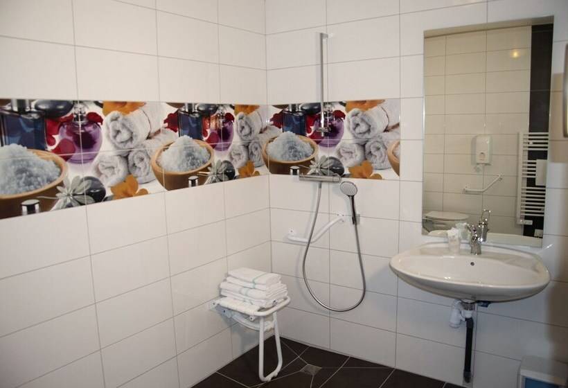 غرفة قياسية لذوى الاحتياجات الخاصة, Aux Rochers De L Ocean