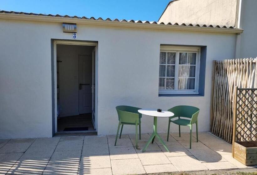 غرفة قياسية لذوى الاحتياجات الخاصة, Aux Rochers De L Ocean