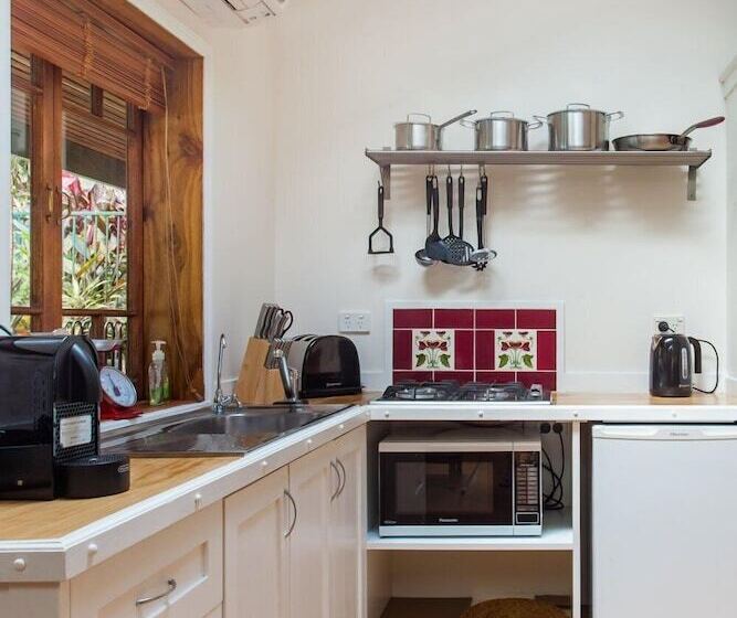 Дом 2 Спальни, Sanctuary In The Pocket