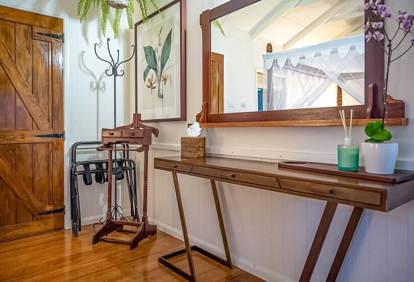 Dom 2 Sypialnie, Sanctuary In The Pocket