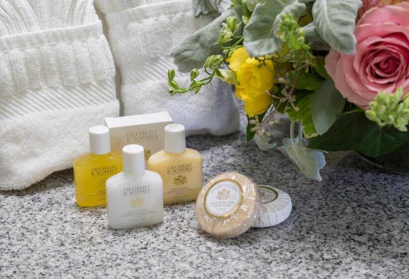 غرفة قياسية, Carnegie Hotel & Spa