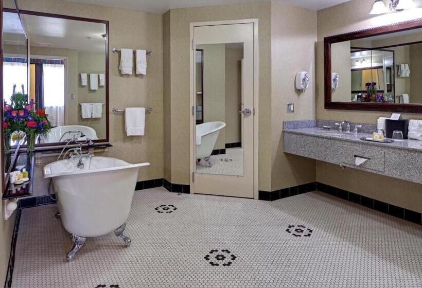 جناح رئاسى, Carnegie Hotel & Spa