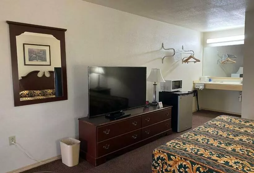 Standard Yhden Hengen Invahuone, El Rancho Motel