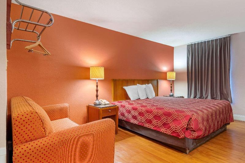 キングサイズベッドのスタンダードルーム, Econo Lodge