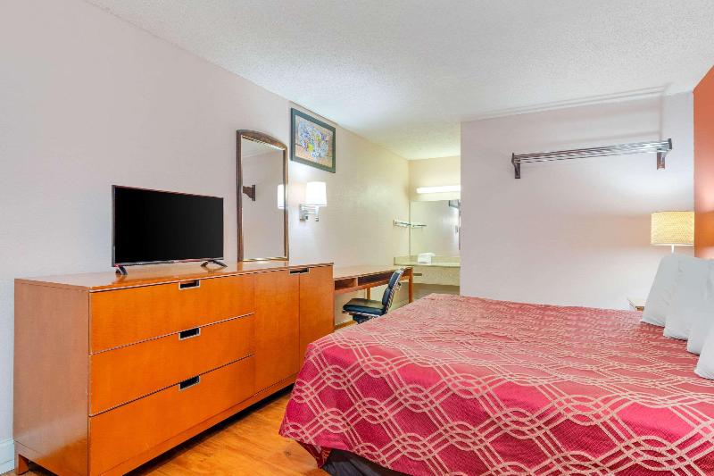 キングサイズベッドのスタンダードルーム, Econo Lodge