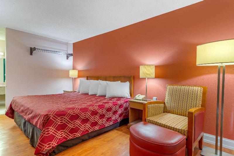 Стандартный Номер Кровать Кинг, Econo Lodge