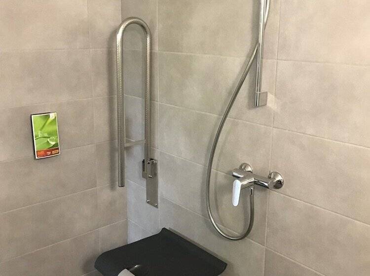 Номер Стандарт, Initial By Balladins Tours Sud