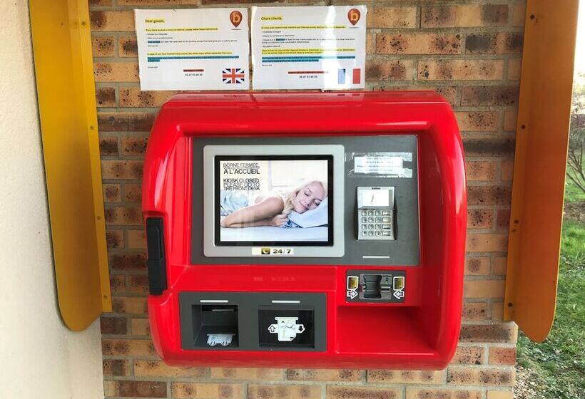 Номер Стандарт, Initial By Balladins Tours Sud