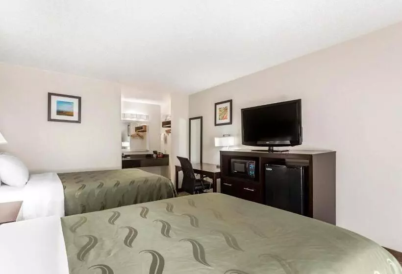 ２ダブルベッドのスタンダードルーム, Quality Inn Lancaster